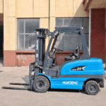 2.5-Ton Electric Forklift thumbnail 3